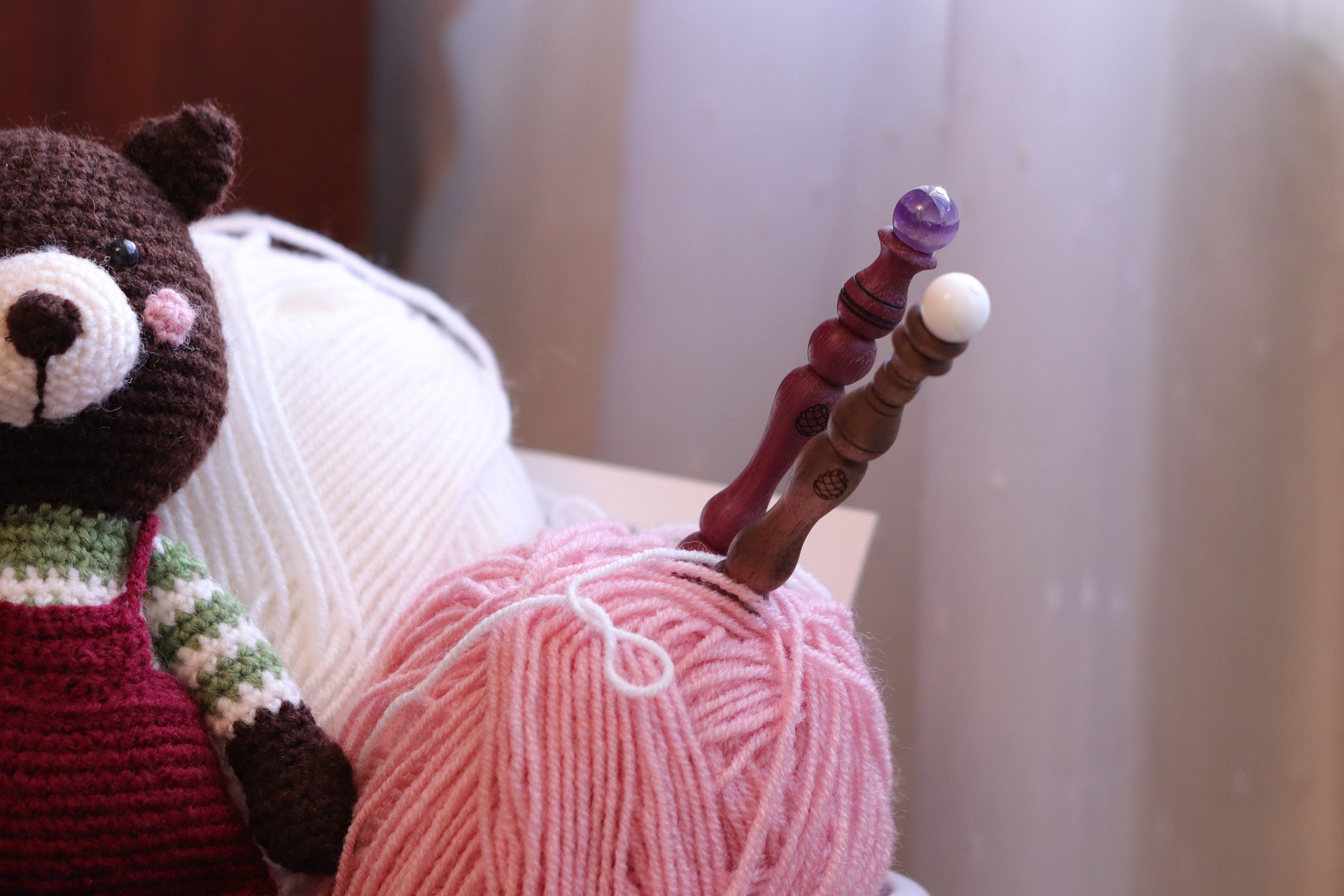 Knitting Needles_Yarn_Teddy Bear